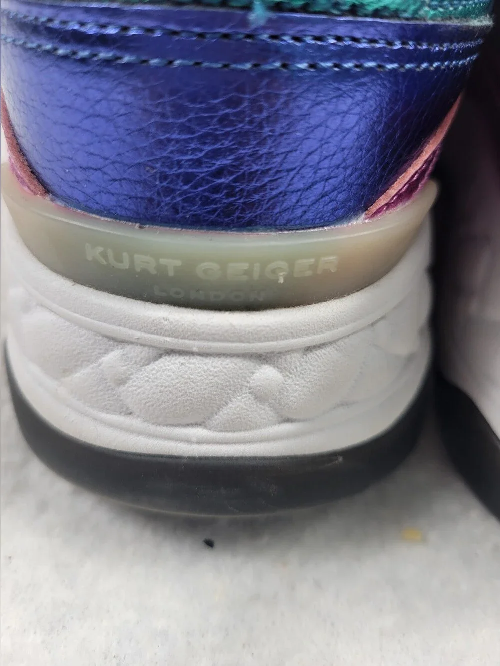 Kurt Geiger London Loaded Metallic Rainbow Platform Sneakers Sz 8